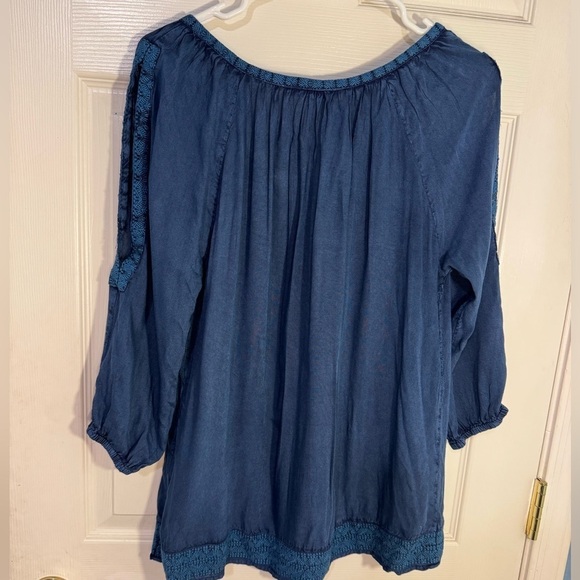 Solitaire women’s‎ blouse 3/4 open sleeve with embroidery size s - Picture 2 of 5